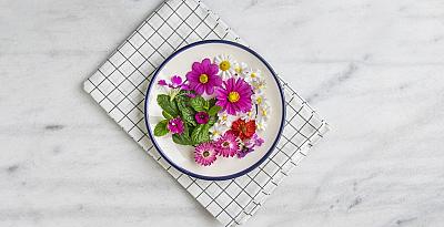 20 ядливи цветя, които намират приложение в кулинарията
